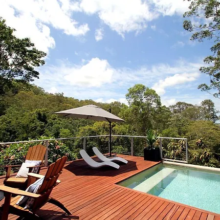 Phoenix Eumundi-3